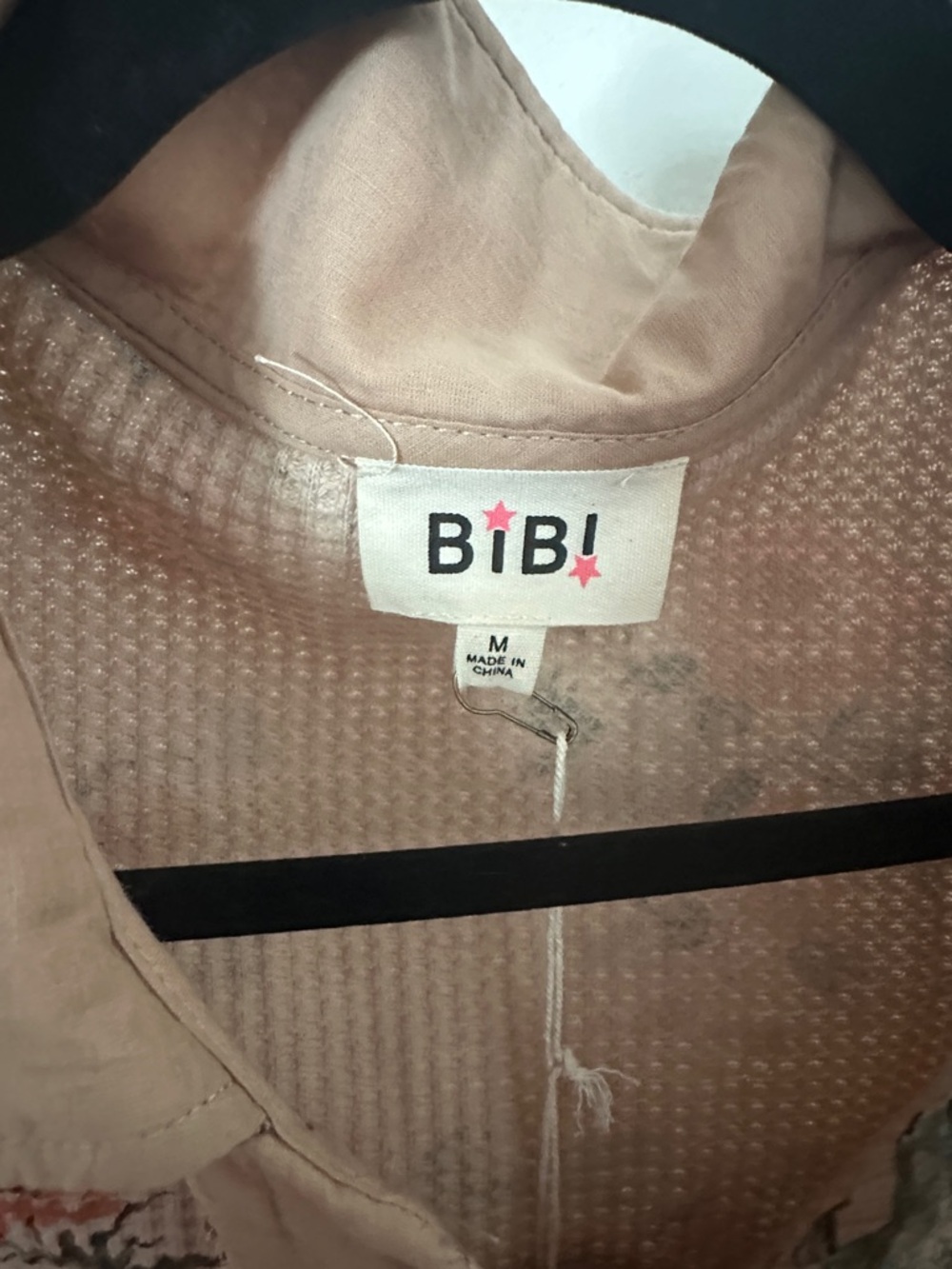 BiBi Beige Floral Button-Front Shacket with Pink Roses - Picture 2 of 3